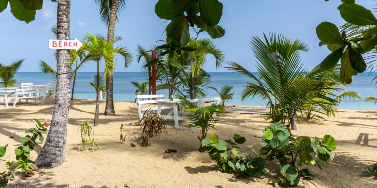 Las Terrenas by rey perezoso via Flickr