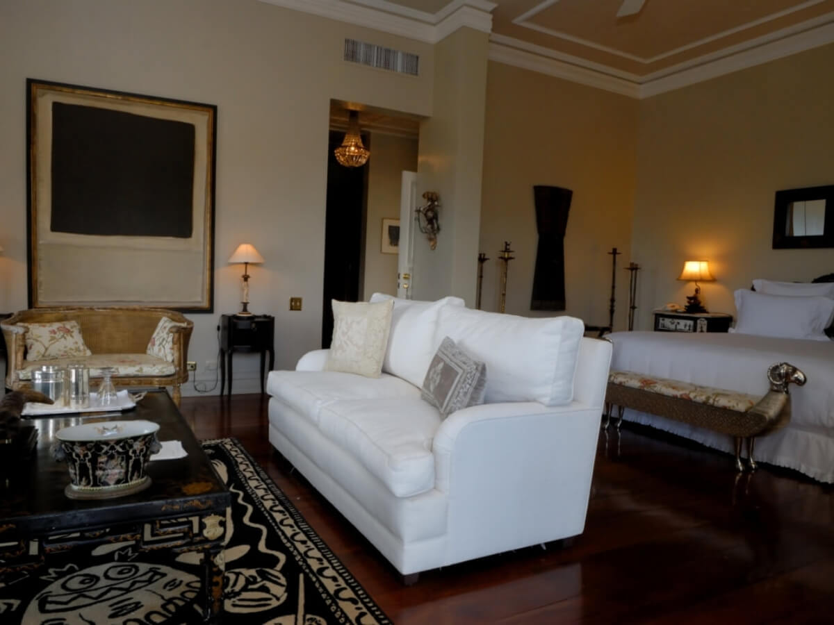 The Peninsula House room x